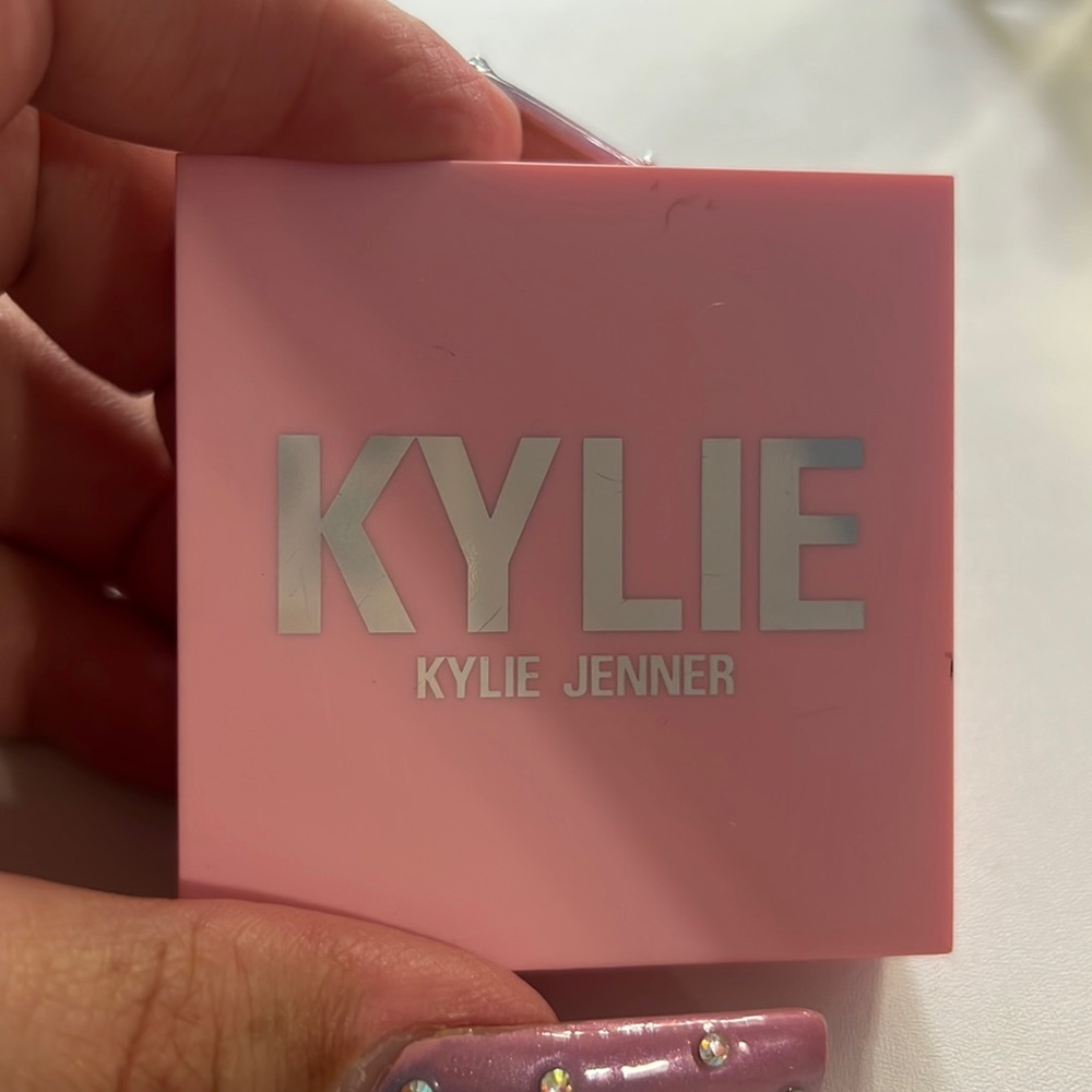 Kylie cosmetics bronzer
